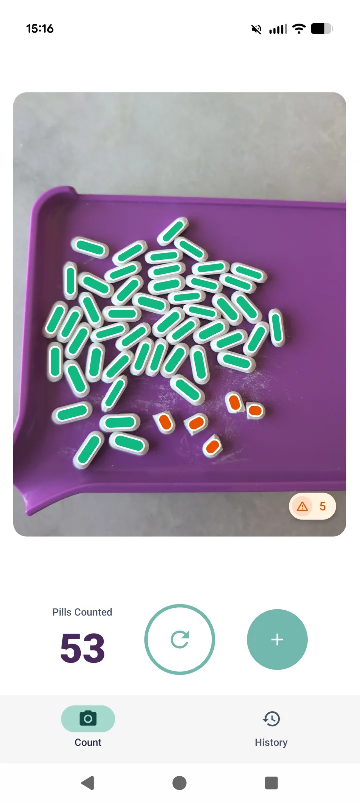 countRx flagging a broken pill in a tray